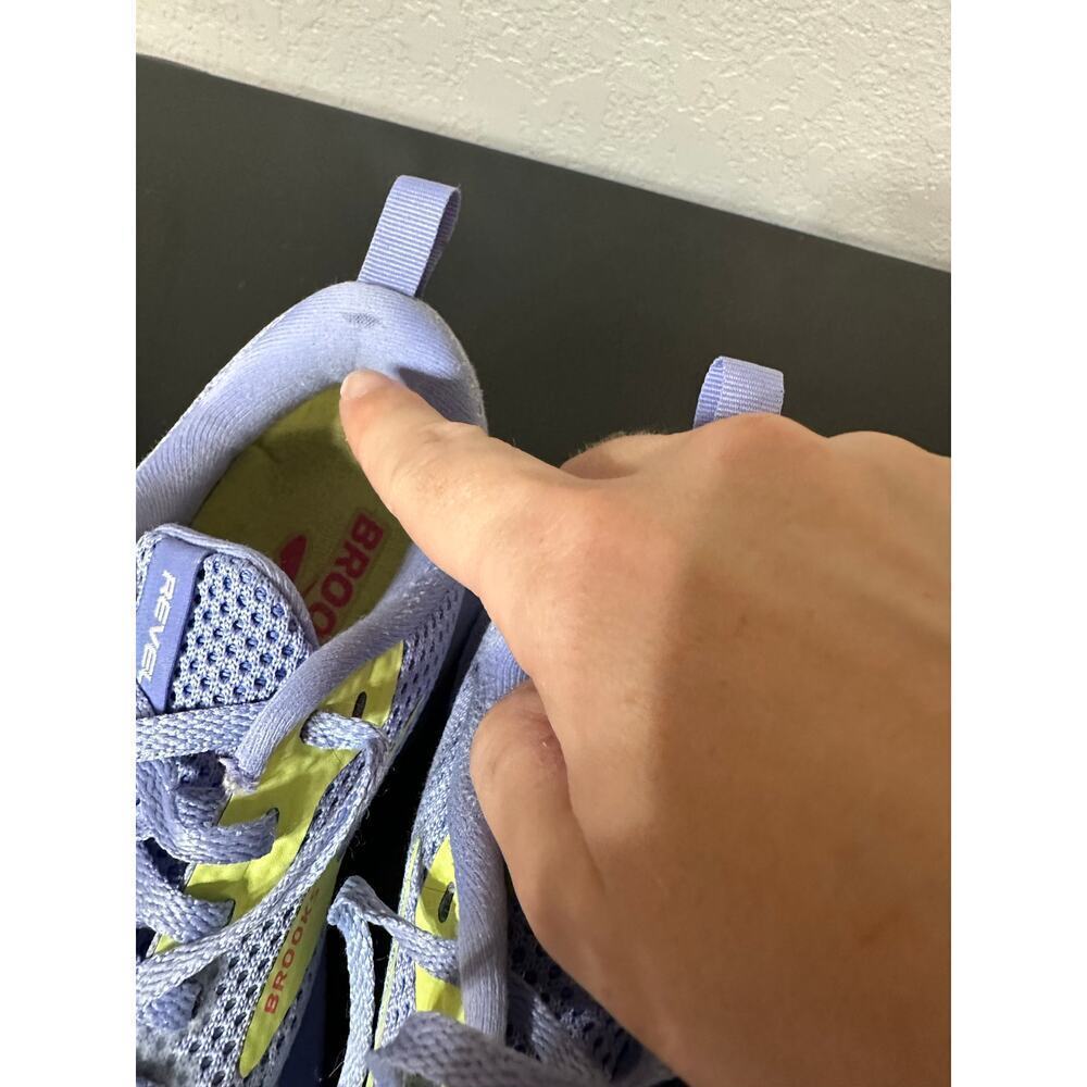Brooks Revel 6 Running Comfort Sneaker Shoe Women 7 Distance Active Athetic Cute - Picture 11 of 11